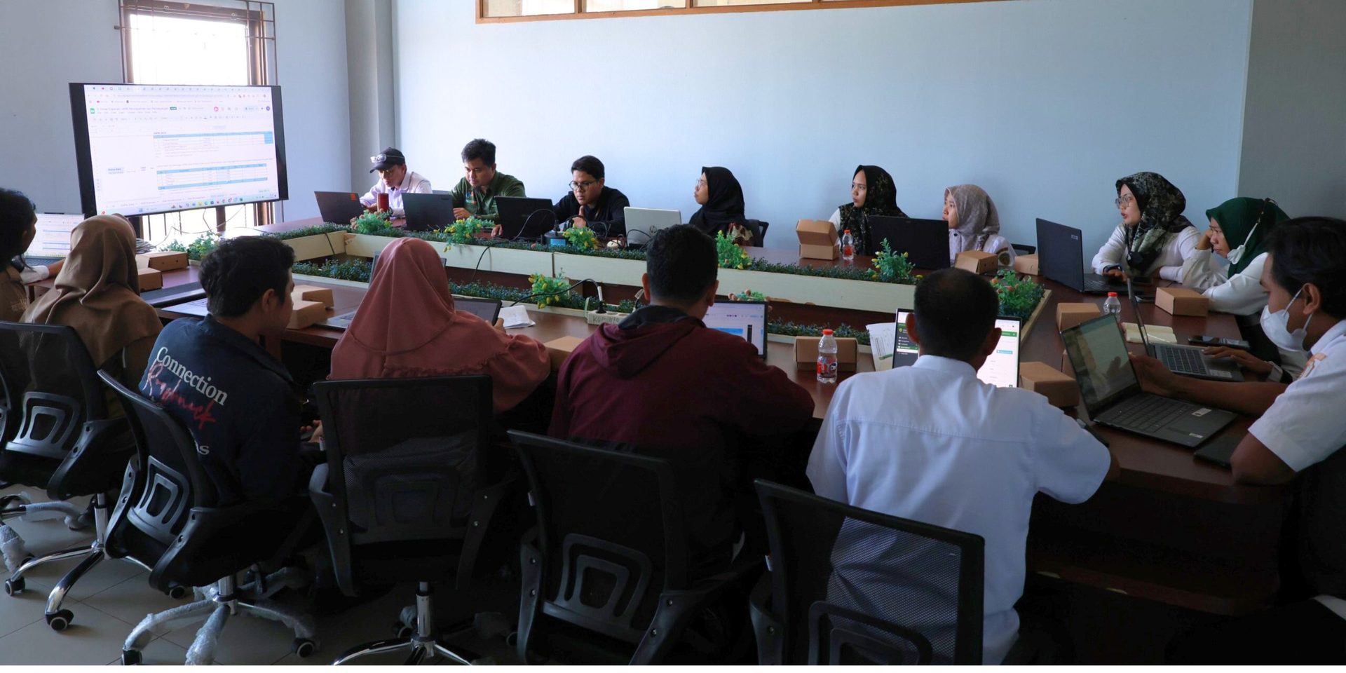 Diskominfo PPU Melaksanakan FGD Finalisasi Data Statistik Sektoral