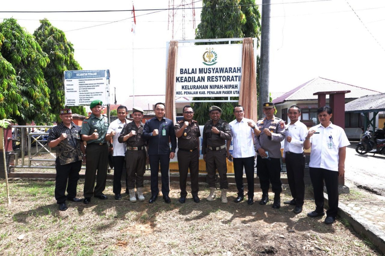 Plt. Bupati PPU Hamdam hadiri launching rumah restorative justice di wilayah hukum Kejaksaan Tinggi Kaltim