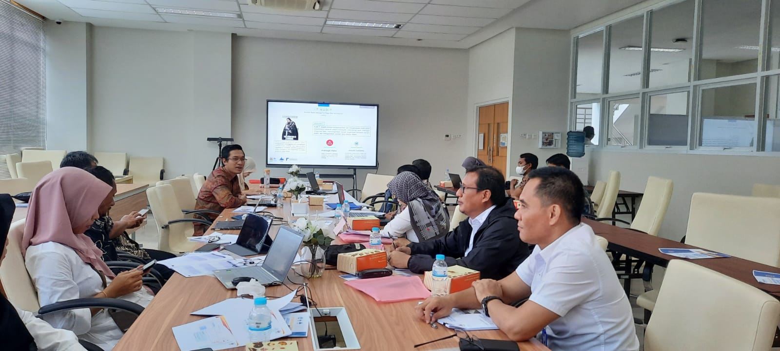 DISKOMINFO PPU MENGIKUTI KEGIATAN STRATEGI MENYUSUN DOKUMEN SPBE DI KAMPUS ITK BALIKPAPAN