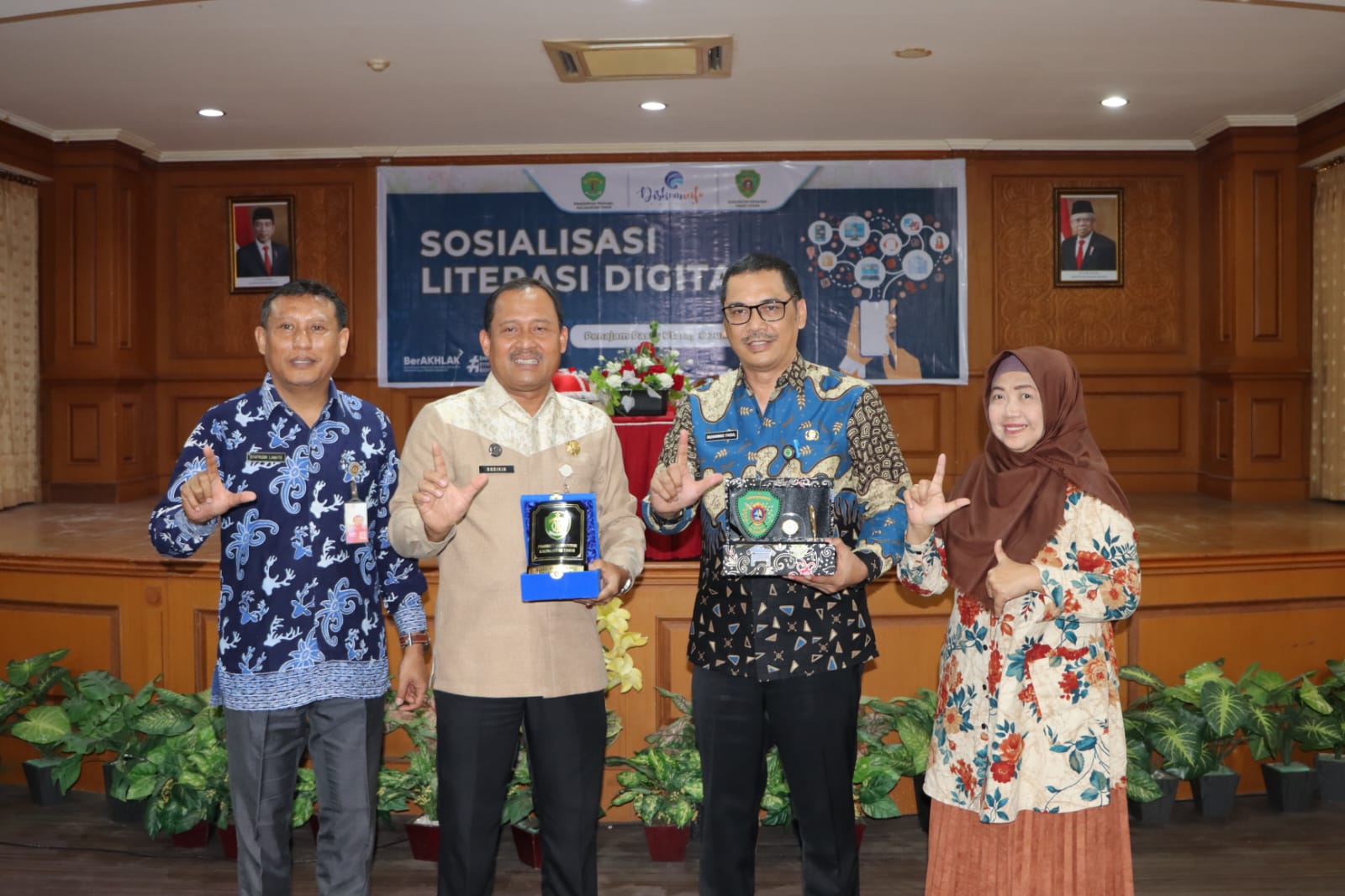 Dinas Kominfo PPU Hadiri Sosialisasi Literasi Digital
