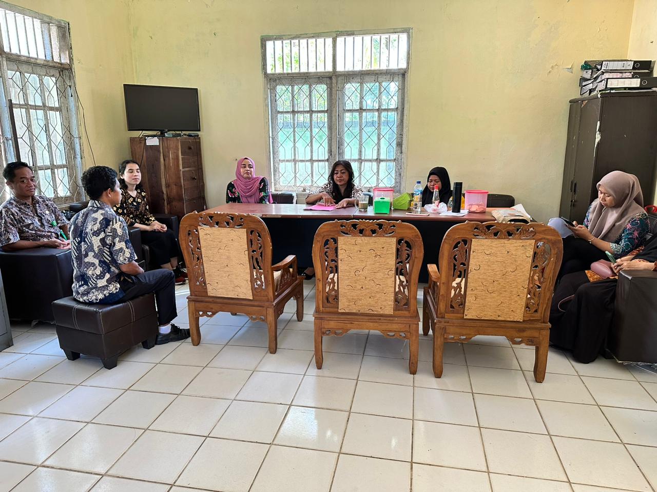 Diskominfo PPU melakukan Monitoring dan  Evaluasi kepada Kelompok Informasi Masyarakat (KIM) di Kelurahan Saloloang