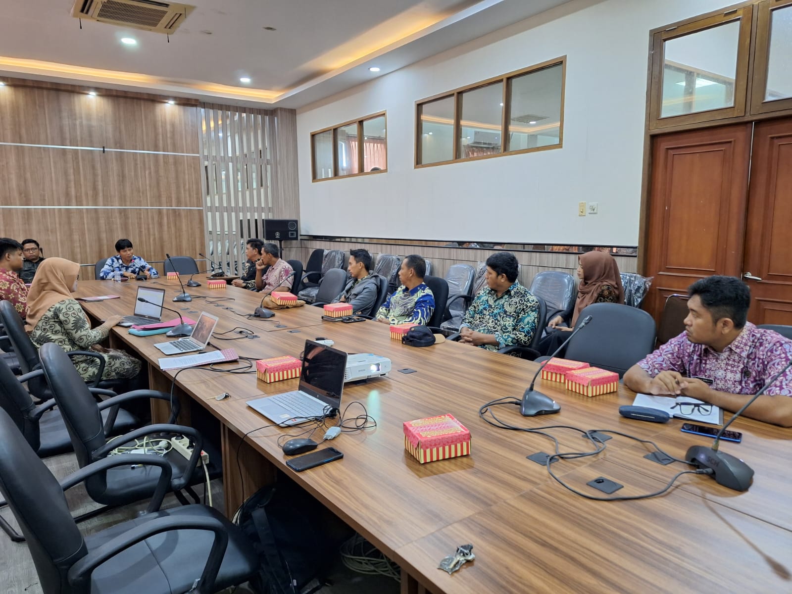 Dinas Komunikasi dan Informatika Kabupaten PPU menghadiri kegiatan Persiapan Pengisian Kecamatan Dalam Angka