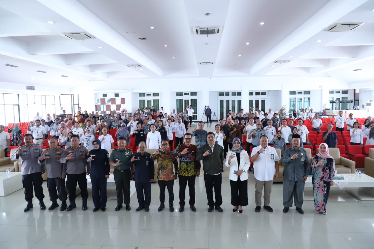 Diskominfo PPU Ikuti Sosialisasi dan Bimtek Monev Kepatuhan Badan Publik