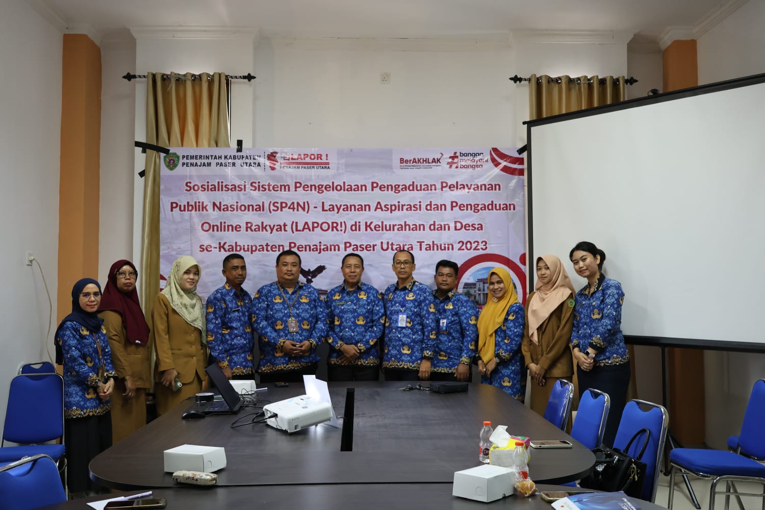 Diskominfo PPU Menggelar Sosialisasi SP4N - LAPOR di Kecamatan Waru