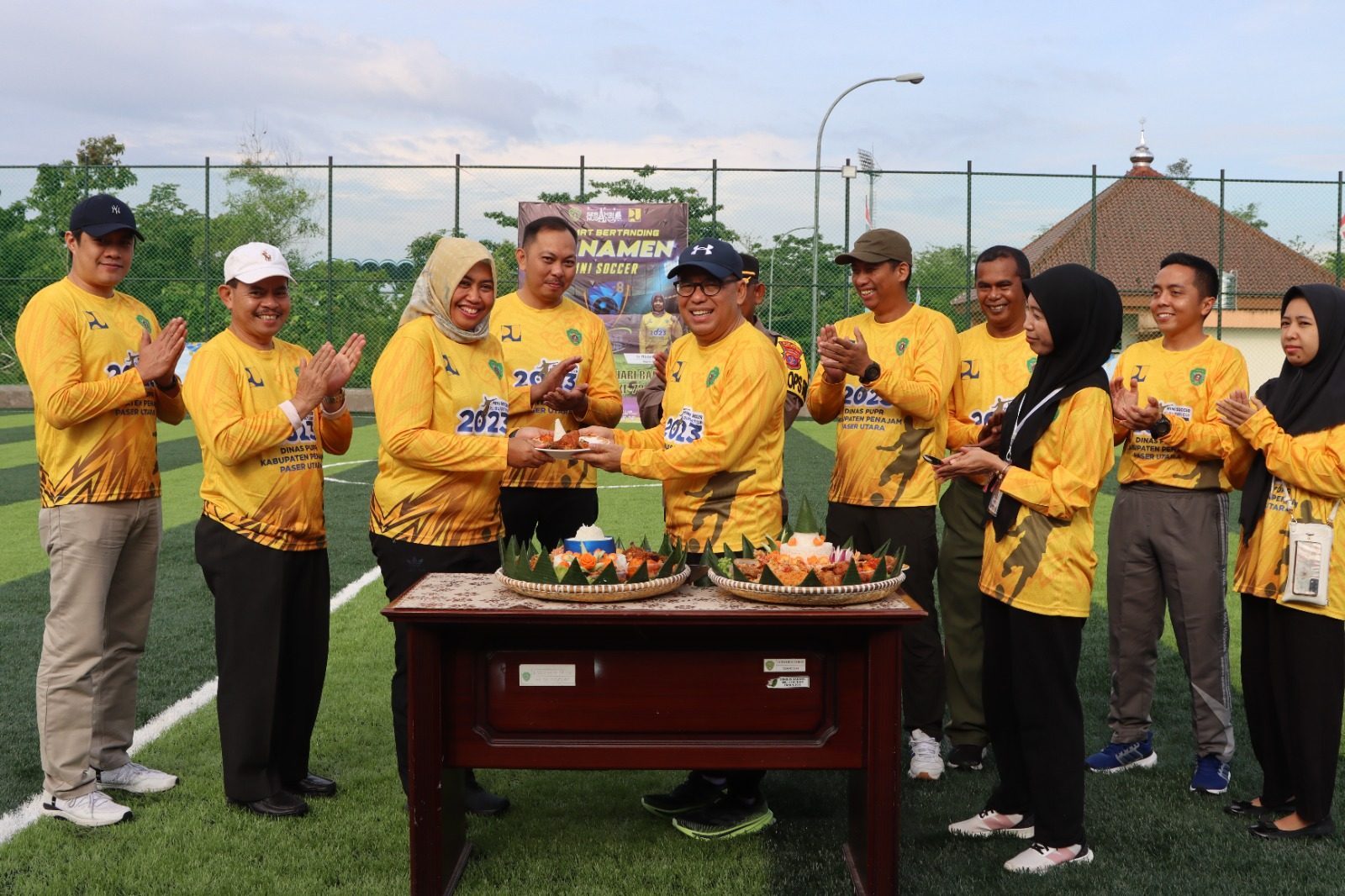 Makmur Marbun Resmikan Lapangan Mini Soccer Sekaligus Membuka Turnamen Mini Soccer Pj Bupati Cup
