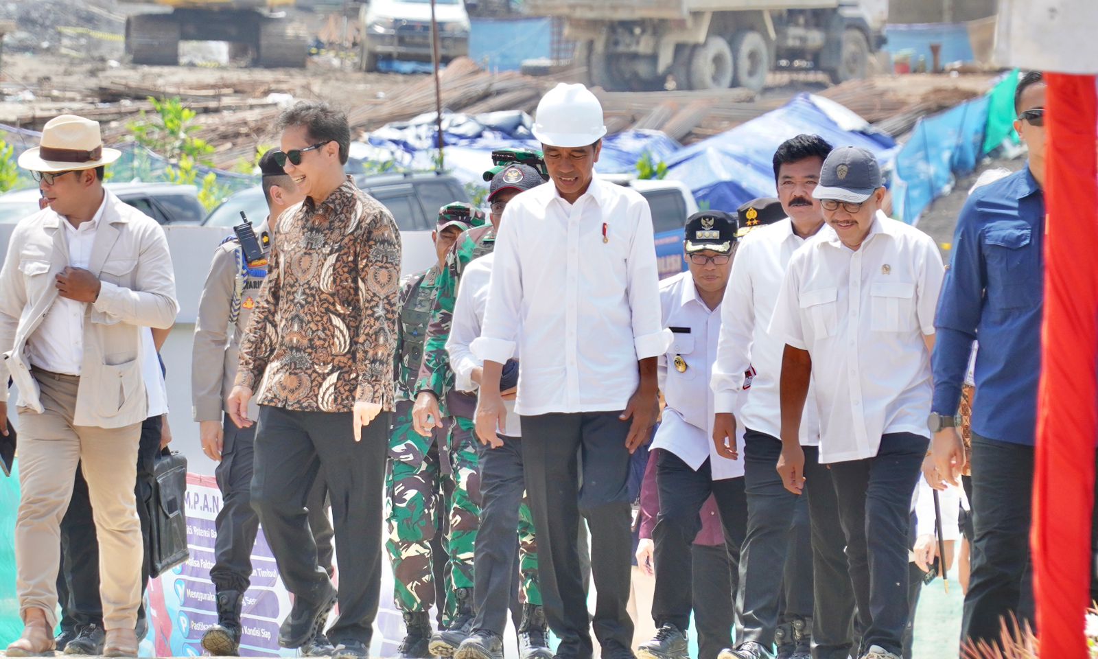 Pj Bupati PPU Makmur Marbun Dampingi Presiden RI Melakukan Groundbreaking Rumah Sakit UPT Kementerian Kesehatan Di Kawasan IKN