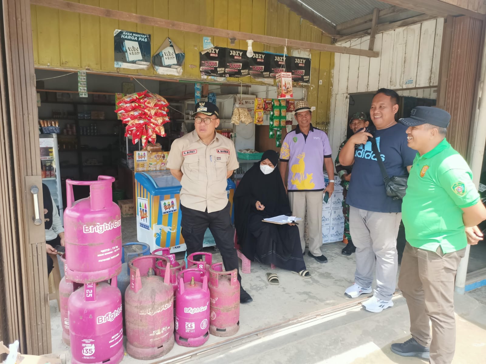 Pj. Bupati PPU Panggil Pertamina dan Para Agen LPG Rapat Koordinasi Distribusi LPG 3 Kg  Makmur Marbun: Minta Malam Ini Kekosongan LPG 3 Kg Segera Di Selesaikan