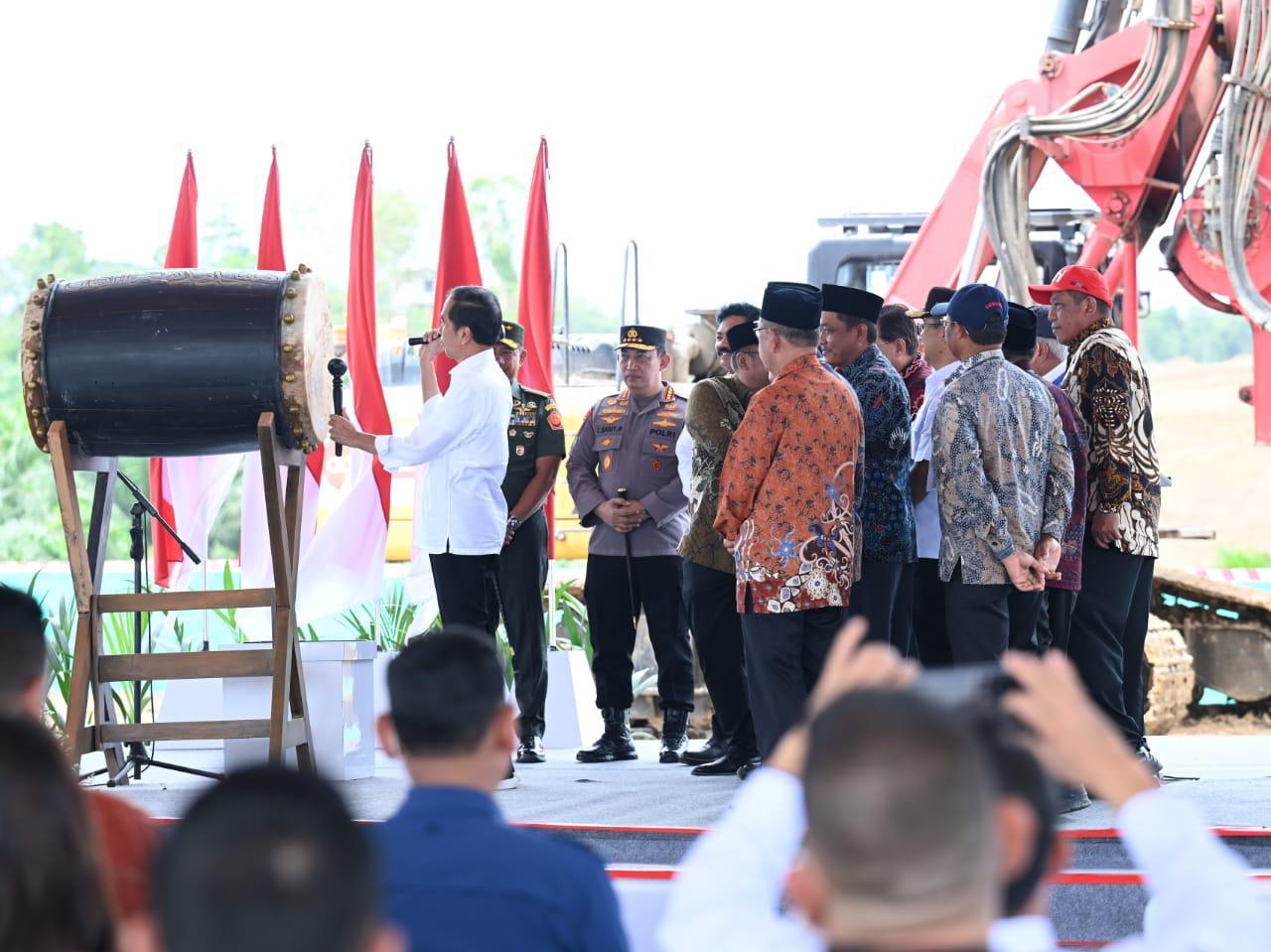 Groundbreaking Masjid Negara di IKN, Presiden: Merepresentasikan Kemajemukan Indonesia