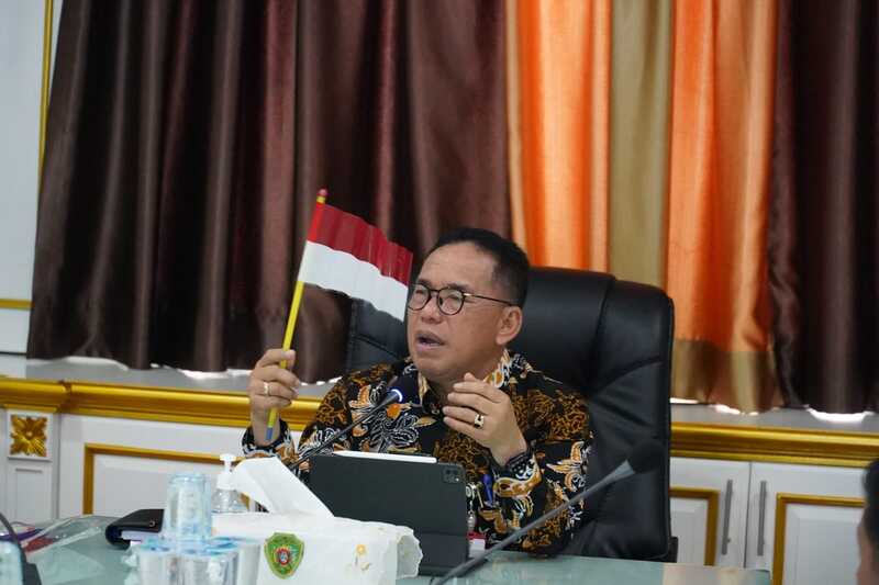Pj Bupati PPU Pimpin Rakor Pelaksanaan Kirab Bendera Merah Putih 2024