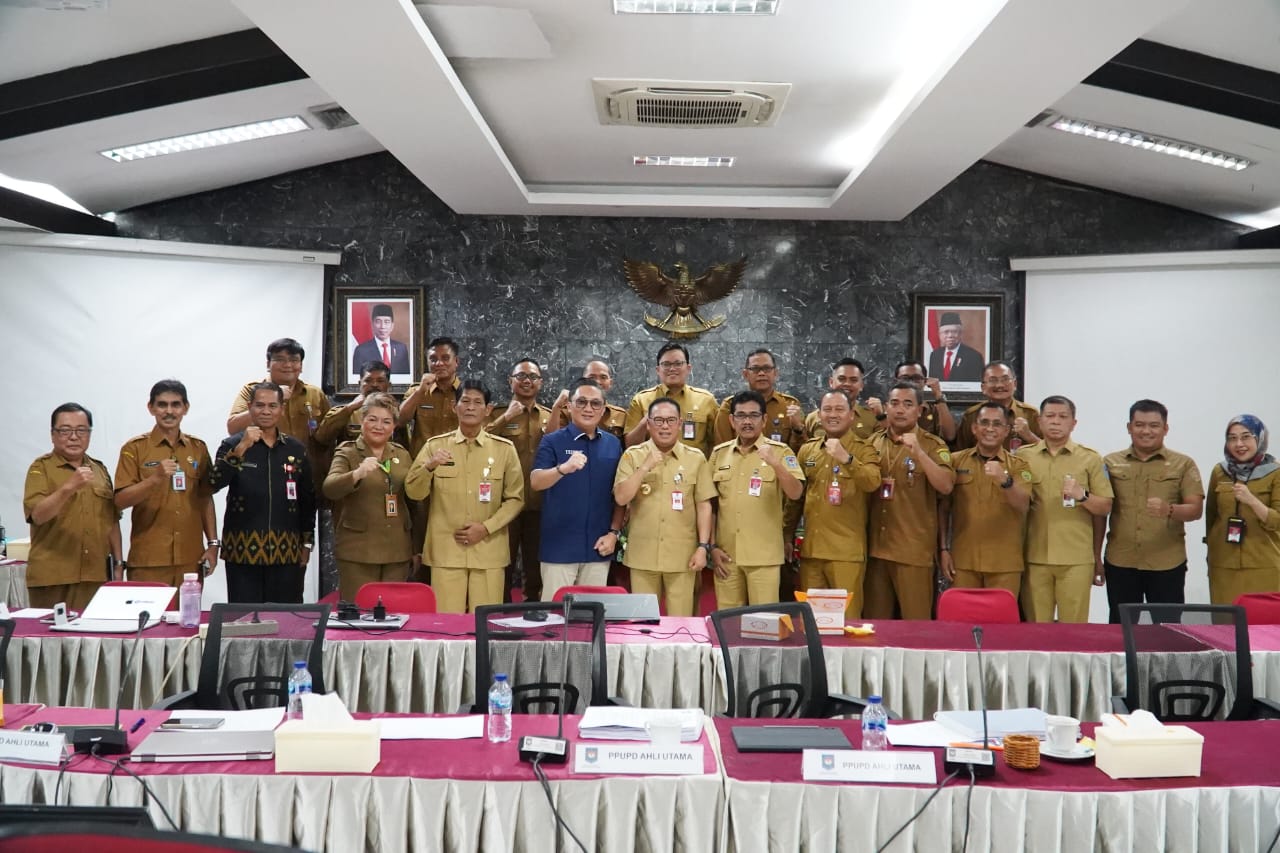 Evaluasi Kinerja Pj. Bupati PPU Triwulan III, Kinerja Makmur Marbun Disebut Sukses Menerpakan Kinerja Berstandar Tinggi dan Pelaporan Kinerja Sangat Baik.