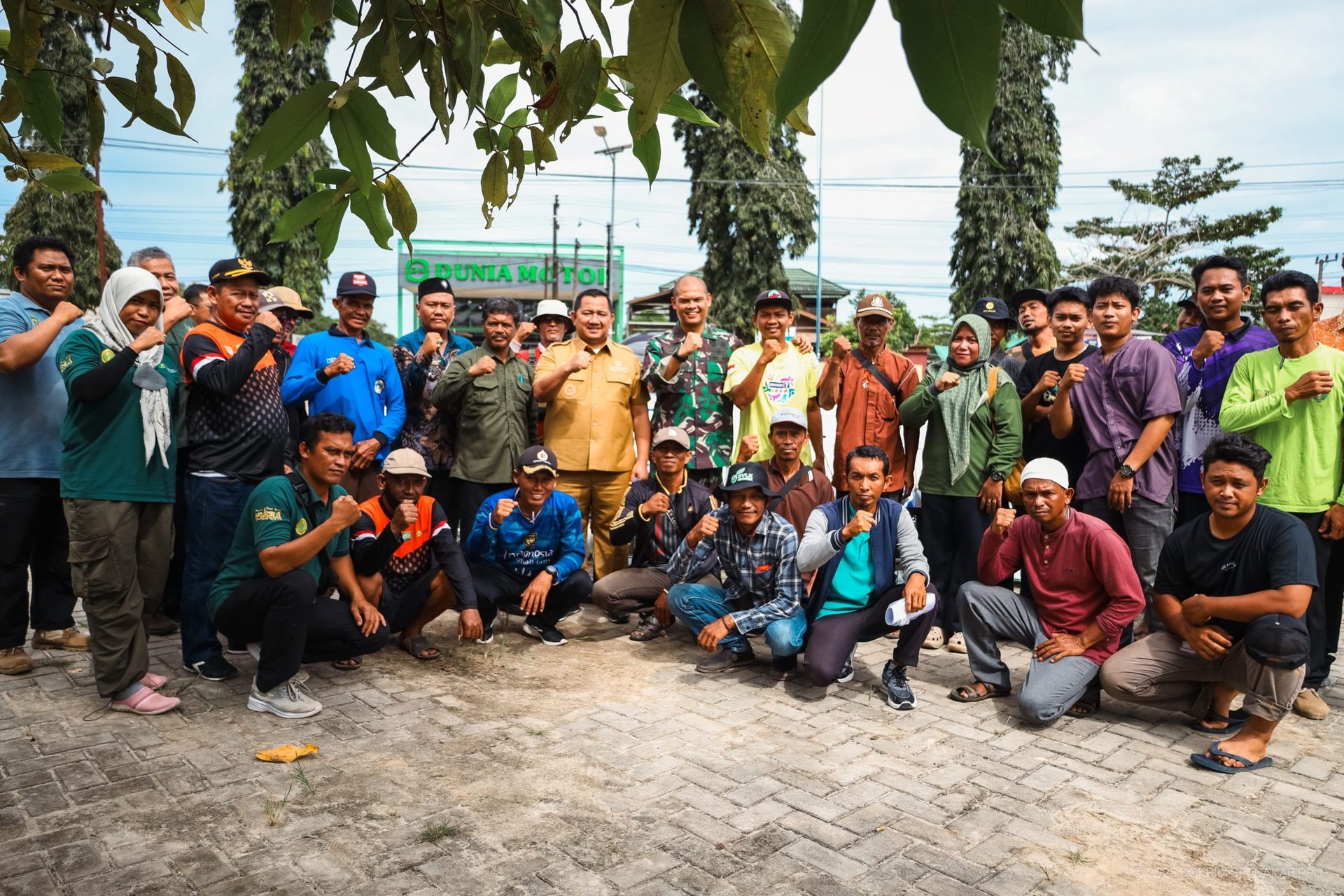 Pemkab PPU Dukung Ketahanan Pangan Nasional, Bupati Mudyat Pimpin Tanam Padi Serentak