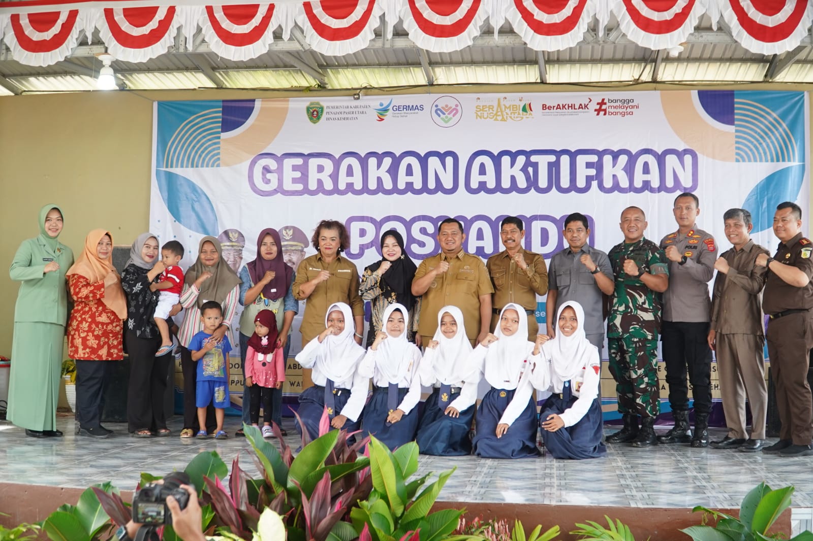 Hadiri Gerakan Aktifkan Posyandu, Bupati Mudyat Noor Ajak Masyarakat Rutin Skrining Kesehatan dan Cegah Stunting