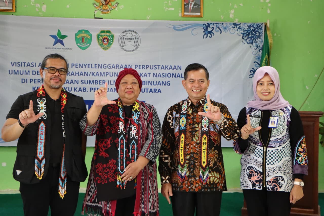 Masuk Tingkat Nasional, Perpustakaan Sumber Ilmu Desa Binuang Jalani Penilaian Tim Perpusnas