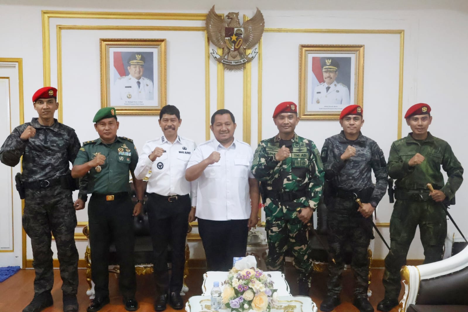 Bupati PPU Terima Audiensi Komandan Korps Kopassus di Kantor Bupati