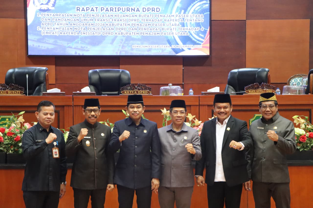 Pemkab. PPU Sampaikan Rancangan APBD 2026 dan Tanggapan Atas Empat Raperda Inisiatif DPRD PPU