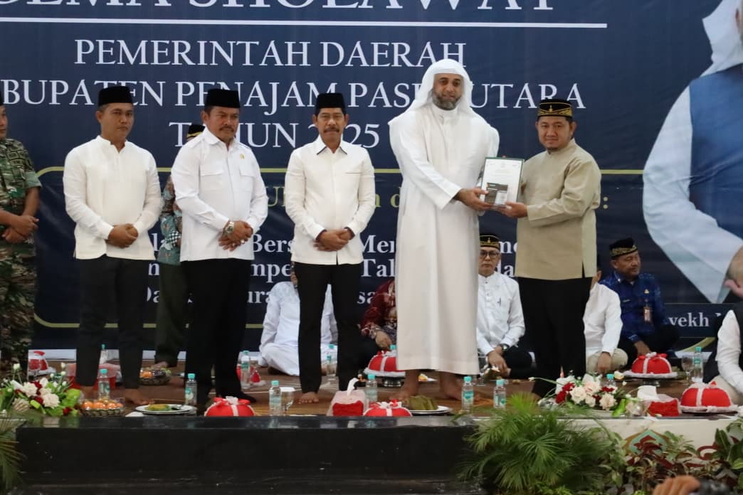 Pemkab PPU Gelar Tabligh Akbar Hadirkan Syekh Muhammad Jaber