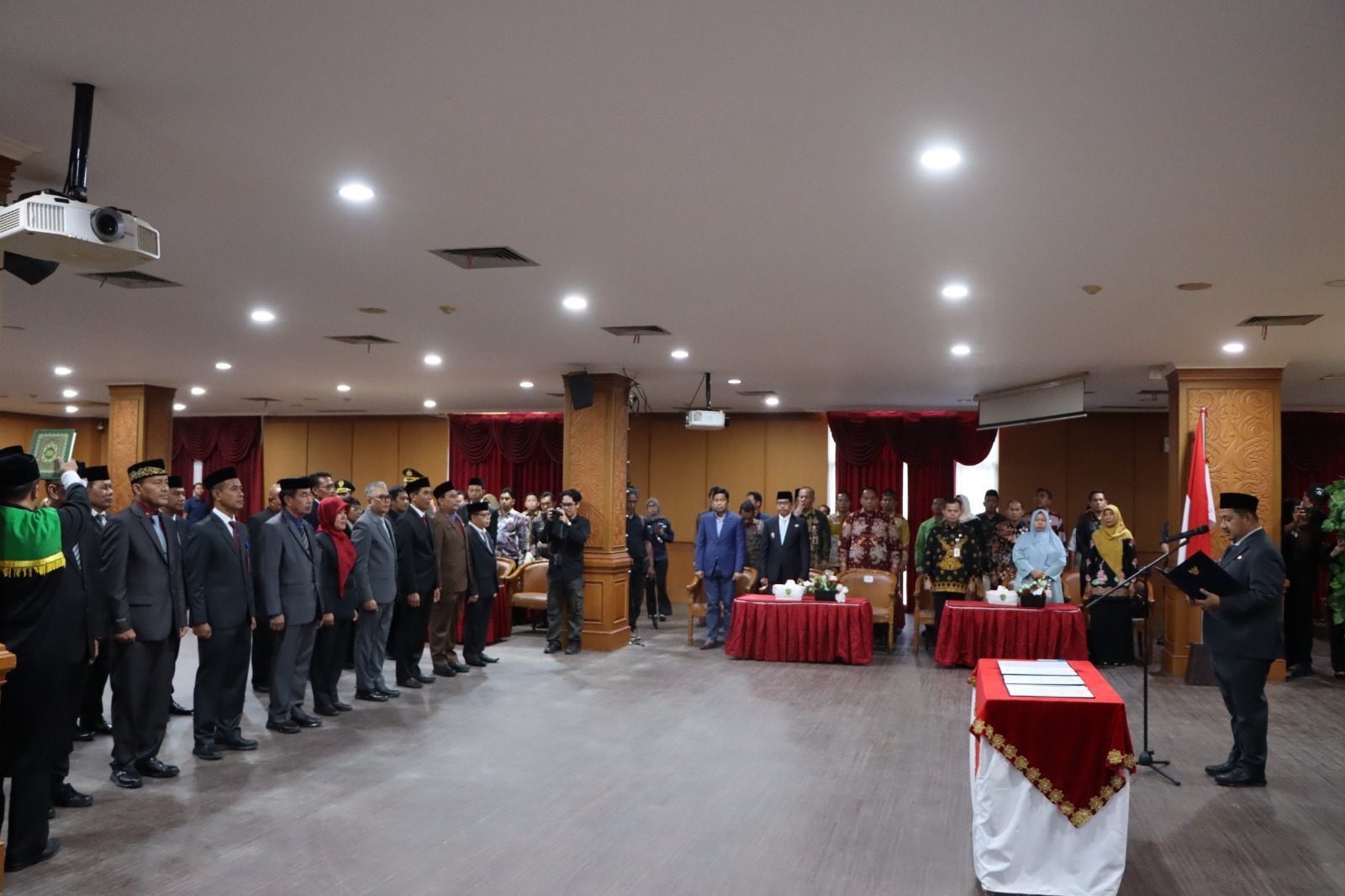Penyegaran Birokrasi, Bupati PPU Mudyat Noor Lantik 21 Pejabat Eselon II