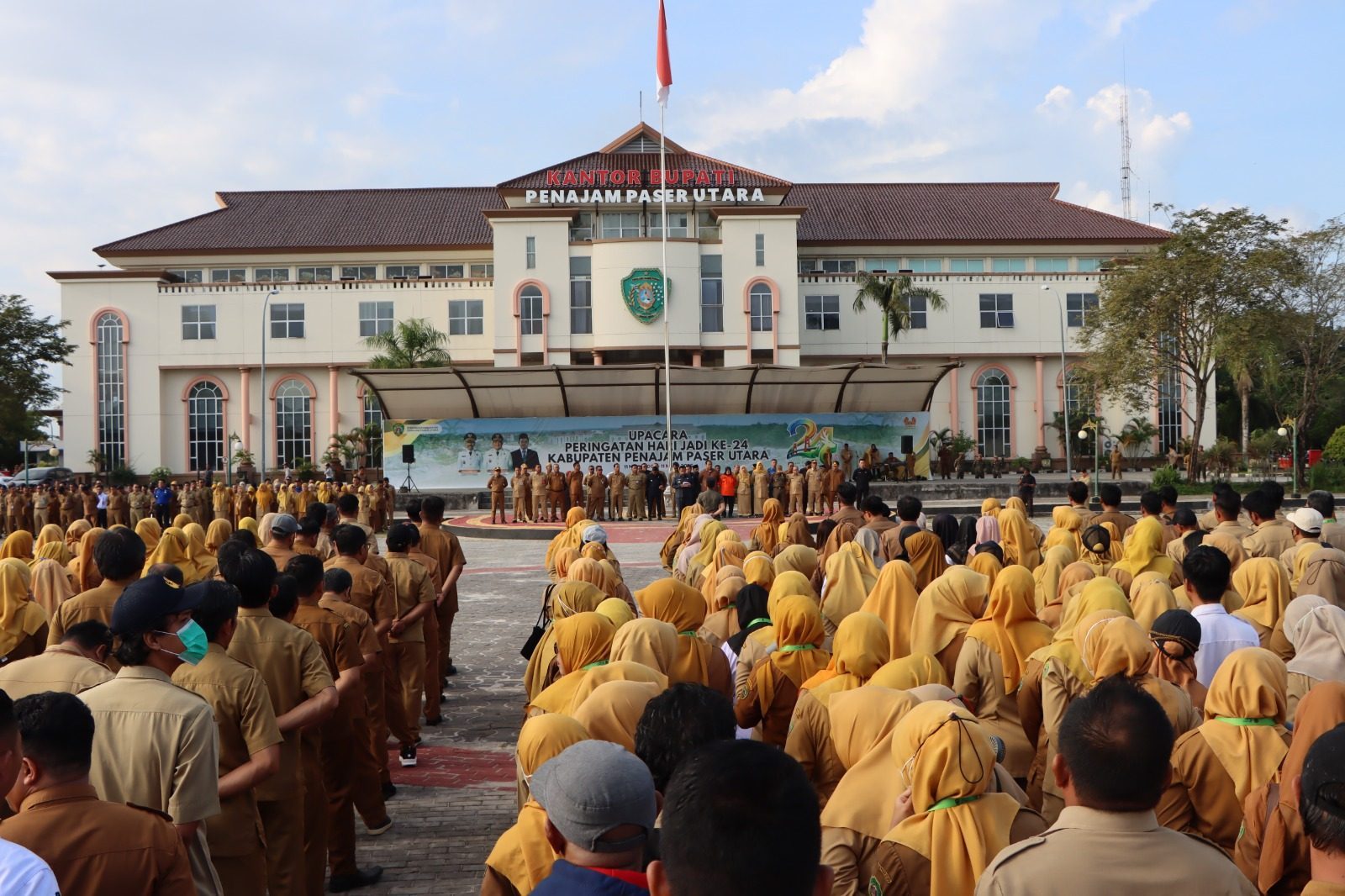 Bupati Mudyat Noor Pimpin Apel Perdana Pasca-Lebaran, Tekankan Semangat Baru ASN PPU
