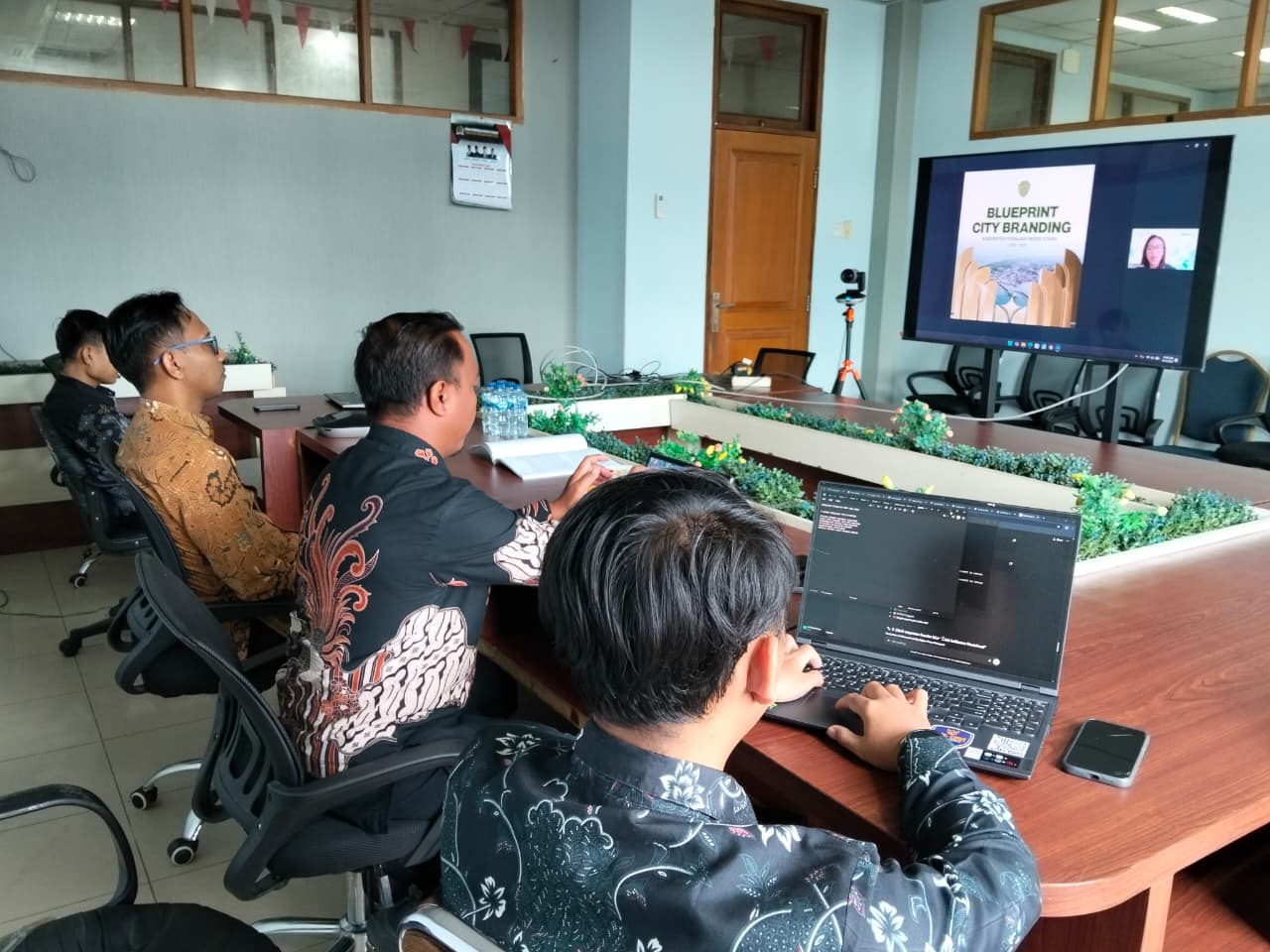 Diskominfo PPU Ikuti Rapat Rencana Aksi Implementasi Blueprint Smart City Branding