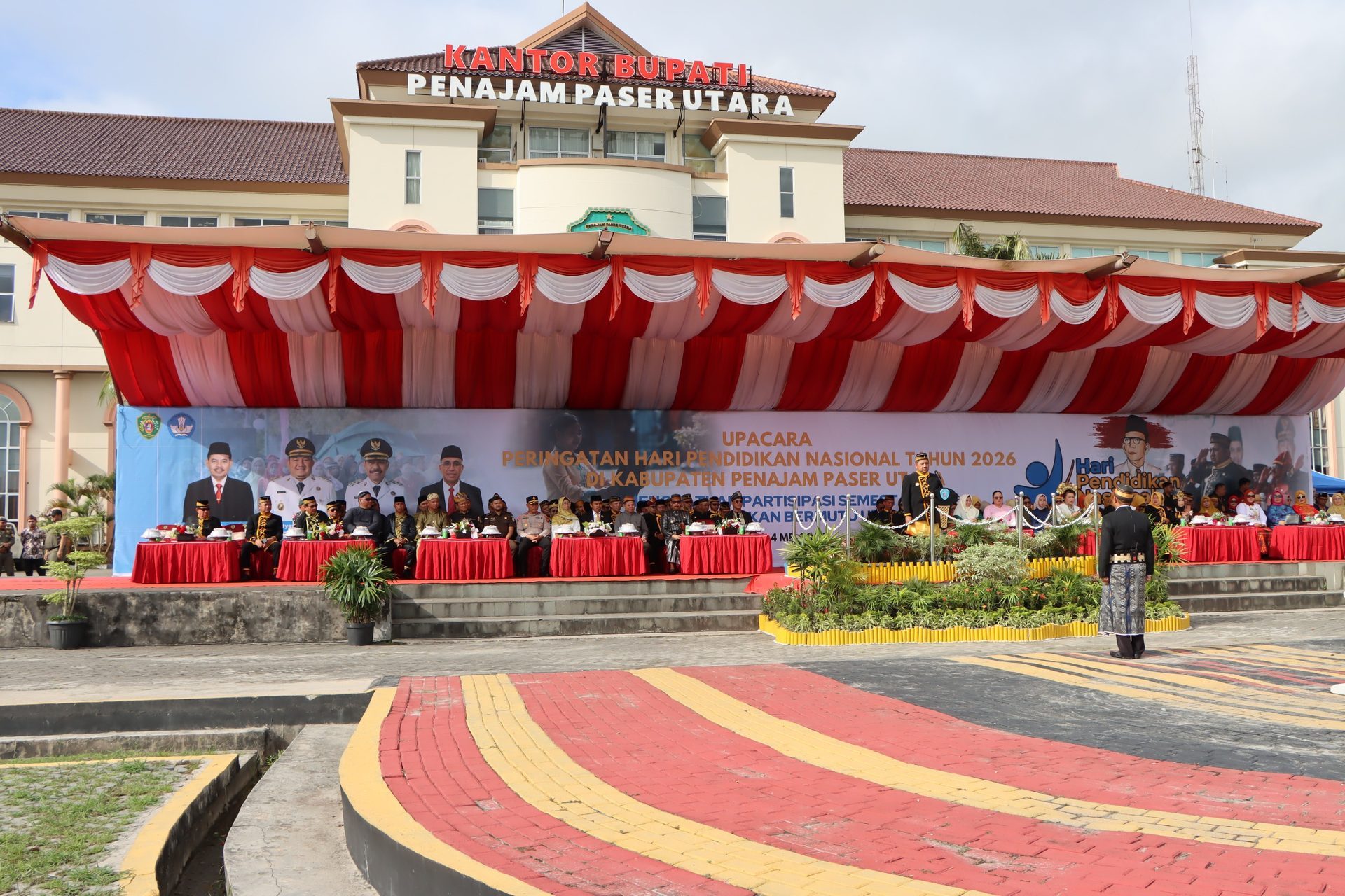 Pendidikan Jadi Pilar Utama, HARDIKNAS 2026 di PPU Berlangsung Khidmat