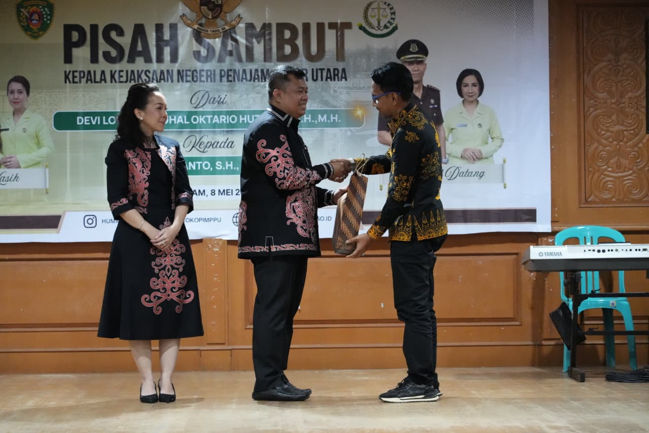 Plt Kadis Kominfo PPU Eko Setiawan Hadiri Pisah Sambut Kajari Penajam Paser Utara