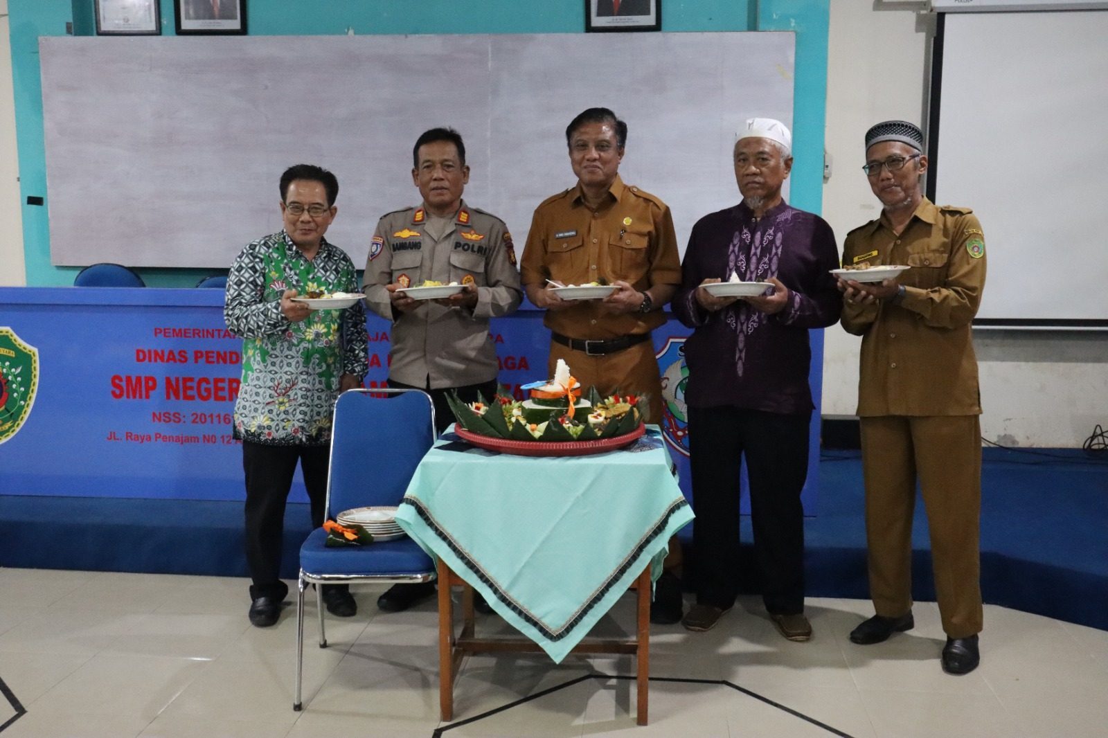 Kepala Disdikpora PPU Hadiri Gebyar HUT SMP Negeri 1 Penajam yang Ke-62 Tahun 2024