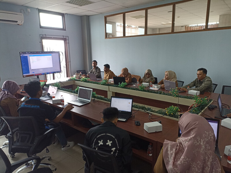 Diskominfo PPU Gelar Pelatihan Pengelolaan Website KIM