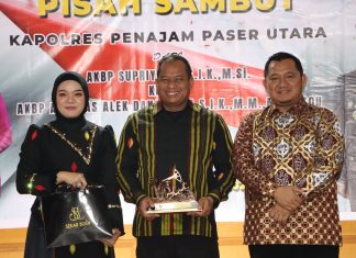 Bupati PPU Hadiri Pisah Sambut Kapolres AKBP Supriyanto kepada Kapolres AKBP Andreas Alek Danantara